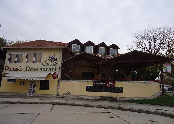 بيت ضيافة Czermann Panzio Es Etterem 3*