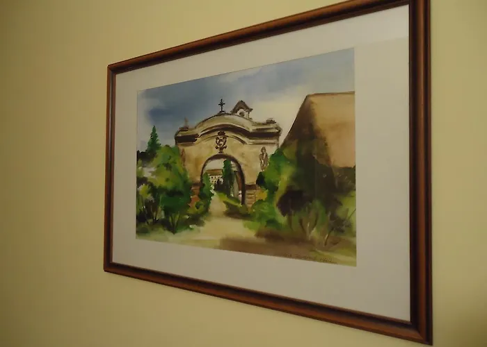 بيت ضيافة Czermann Panzio Es Etterem